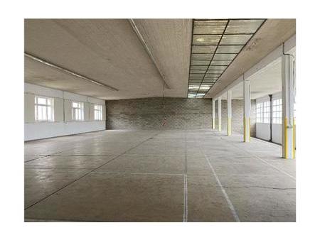 location entrepôt 672 m² - strasbourg (67000)