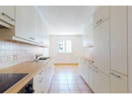 annonces immobilier à vendre en suisse appartement 2.5 pièces à nyon - vaud