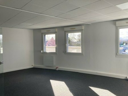 location de bureau de 75 m² à joué-lès-tours - 37300