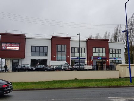 location d'entrepôt de 1 300 m² à le plessis-belleville - 60330