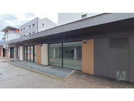 local commercial - 110m² - bassens