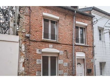 vente maison 5 pièces 86 m² avesnes-sur-helpe (59440)