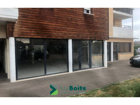 location commerce 110 m² roanne (42300)
