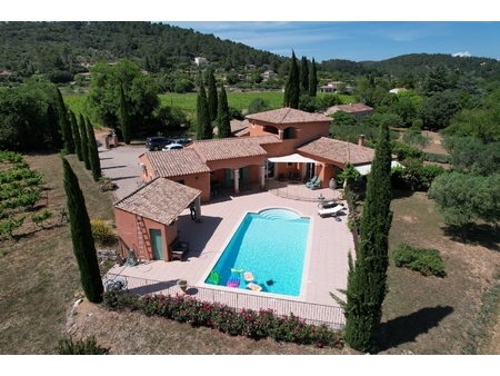 provence - var: prachtige provençaalse villa met zwembad  poolhouse  grote garage en een t