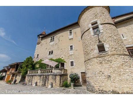 vente chateau 10 pièces 279m2 saint-marcellin 38160 - 604000 € - surface privée