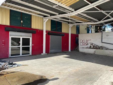 local commercial orgeval 500 m2