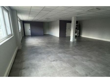location bureau 2 pièces 110 m² exincourt (25400)