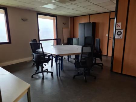 location de bureau de 153 m² à lezennes - 59260