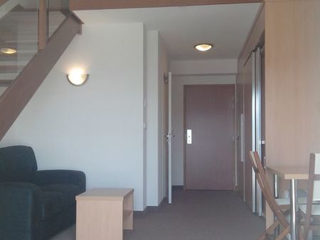 appartement t2 duplex meublé 40 m² ormoy avec balcon
