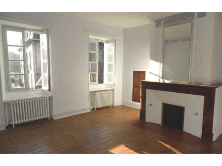 location appartement 4 pièces 110 m² saint-girons (09200)