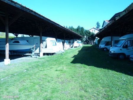 garage caravane / camping car