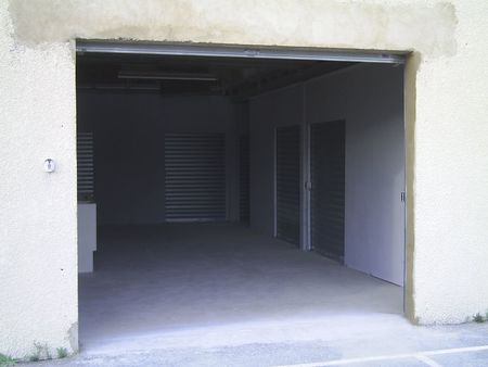 location de box / garde -meubles / stockage