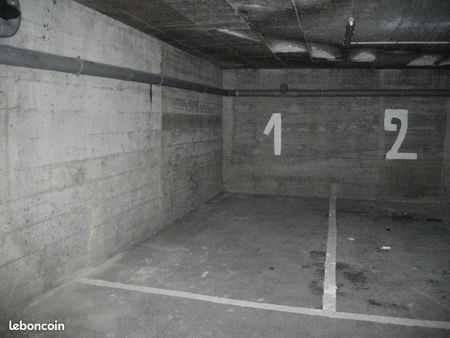 parking en sous sol à 200 m de la gare de mantes