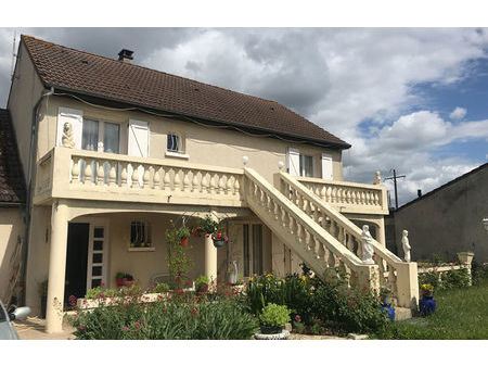 vente maison 5 pièces 140 m² bassou (89400)