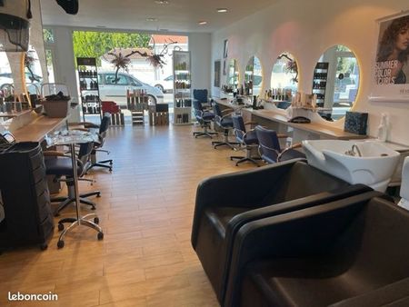 salon de coiffure 50 m² rivedoux-plage