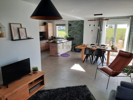 vente maison 4 pièces 99 m²