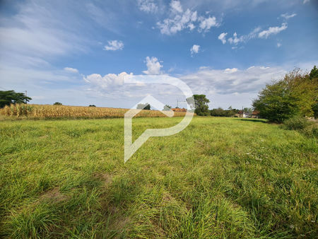 terrain de 2761 m² dont 1132 m² constructibles - hagetaubin