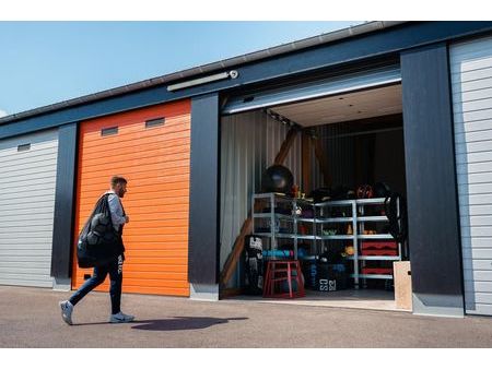 garage/box 28 m² orleans