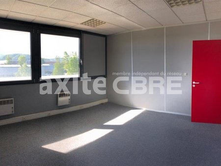 location bureau saint quentin fallavier 407 m²