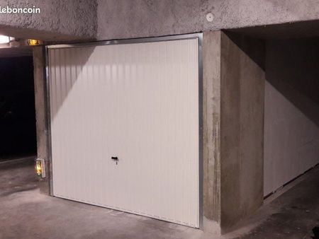 garage sécurisé de 14m2