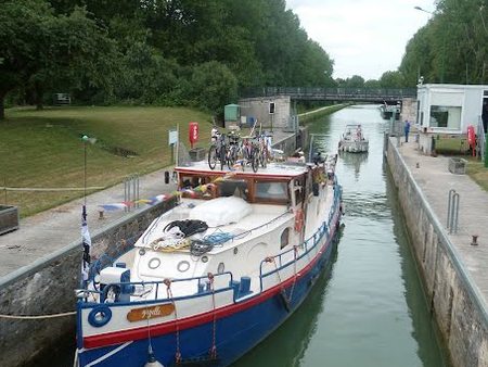 vente péniche 60 m²