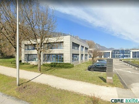 location local d'activités le bourget du lac 320 m²