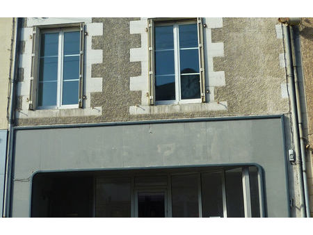 vente immeuble 95 m² montmorillon (86500)