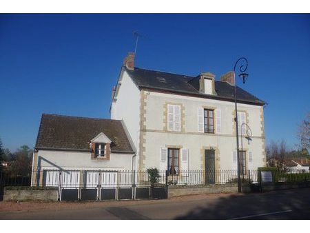 vente maison 8 pièces 210 m²