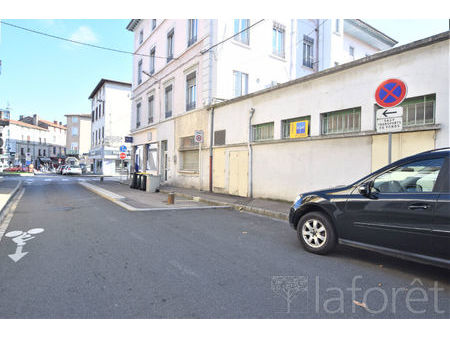 local commercial givors 320 m2