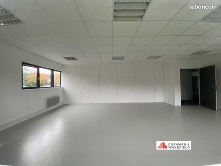 bureaux 320 m²