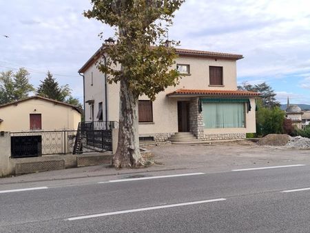 local 240 m² limoux