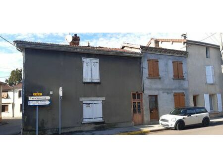 immobilier de 3 appartements ( f4 + f2 + f4 )