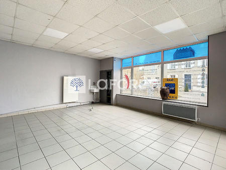 location bureaux et commerces à thouars (79100) : à louer / 53m² thouars