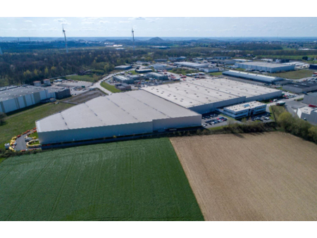 entrepôt industriel de +- 25.950 m² à houdeng-goegnies
