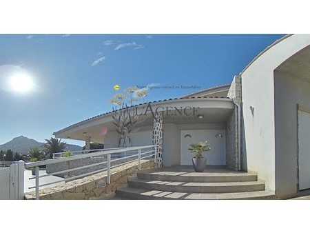 vente villa 275 m²