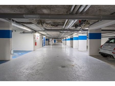 location parking 14 m²