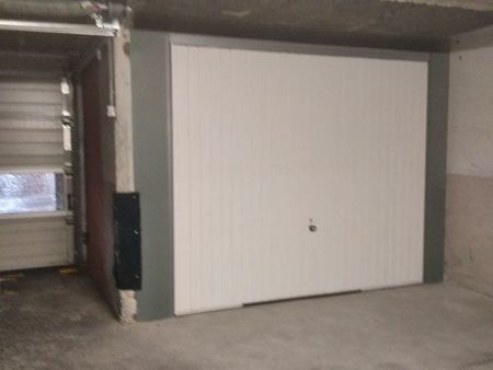 garage/box fermé 15m2 rue colonel cazeilles