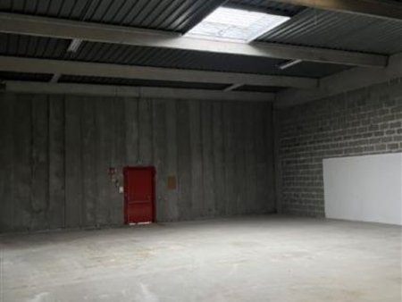 location local d'activités herblay 1 052 m²