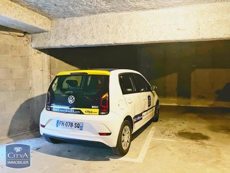 location garage box et parking à angers capucins verneau (49000) : à louer / angers capuci