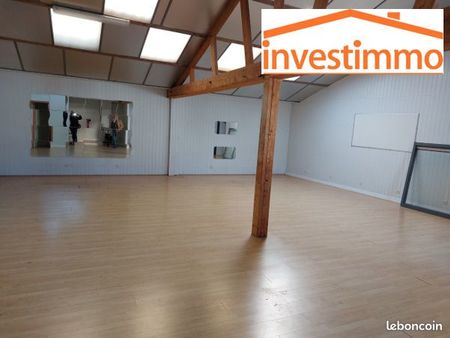 local commercial 270 m² desvres