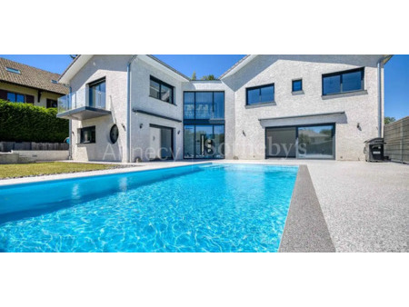 maison avec piscine et terrasse allonzier-la-caille (74)