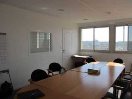 location de bureau de 120 m² à olivet - 45160