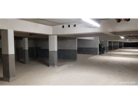 location place parking souterrain sécurisé