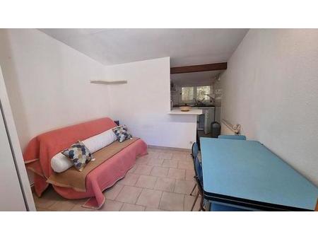location appartement 1 pièces 16m2 aix-en-provence 13100 - 410 € - surface privée