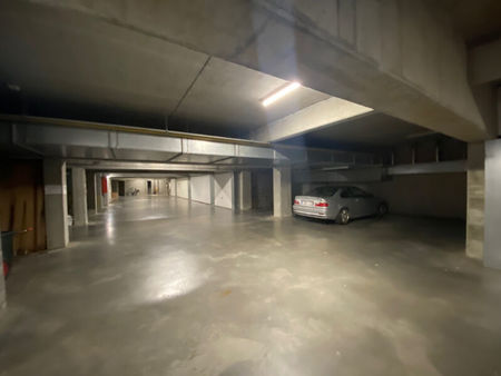 2 ondergrondse garages (samen of afzonderlijk te koop)