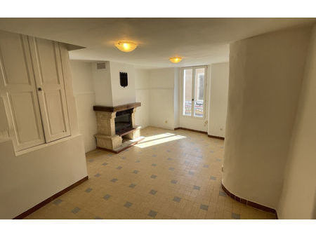 location appartement 3 pièces 87 m² montmeyan (83670)