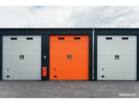 garage/box 35 m² ormes