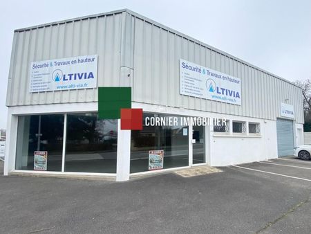 local commercial 130 m²