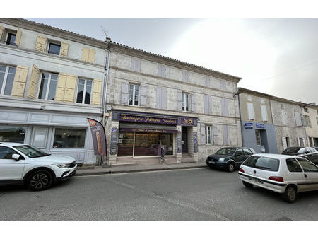 vente immeuble 236 m² saint-porchaire (17250)