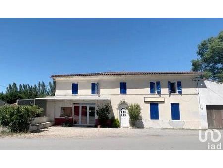 vente maison à saint-androny (33390) : à vendre / 391m² saint-androny